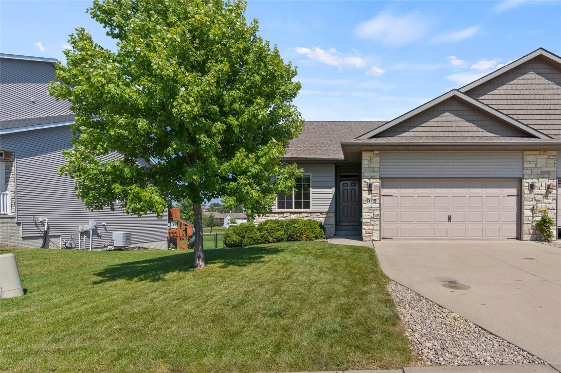Alder Dr, North Liberty, IA 52317
