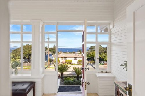 675 Pine St, Monterey, CA, 93940 | Card Image