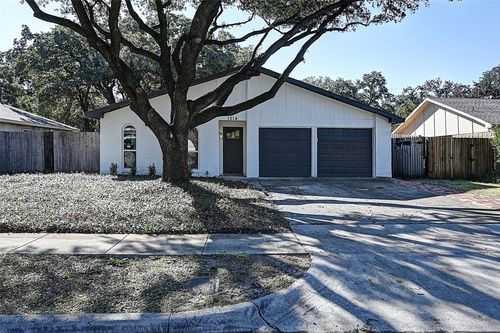 1214 Brownwood Dr, Lewisville, TX, 75067-5008 | Card Image