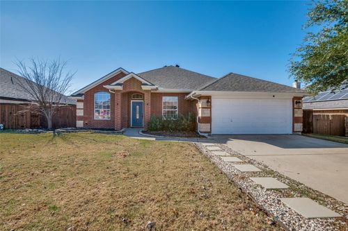228 Lottie Ln, Saginaw, TX, 76179-1727 | Card Image