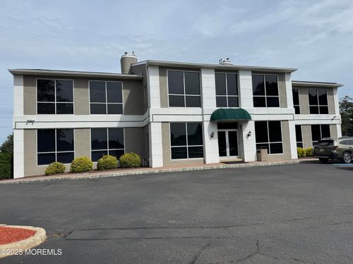 6-80 Scenic Dr, Freehold, NJ, 07728-5210 | Card Image