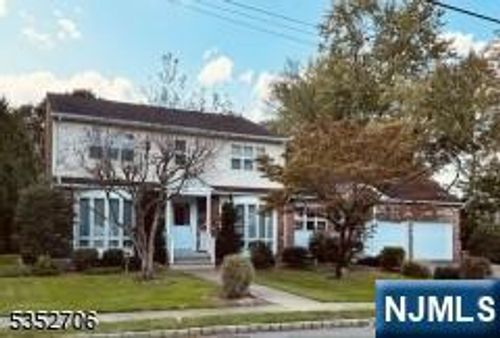 34 Brian Rd, West Caldwell, NJ, 07006-8234 | Card Image