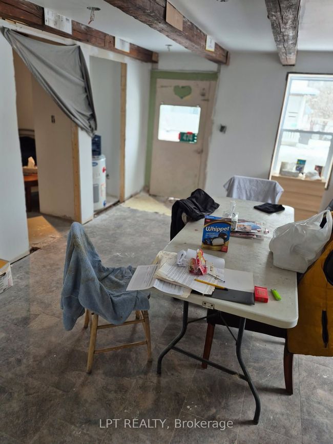 474 Main St, House other with 3 bedrooms, 2 bathrooms and 2 parking in Newburgh ON | Image 6