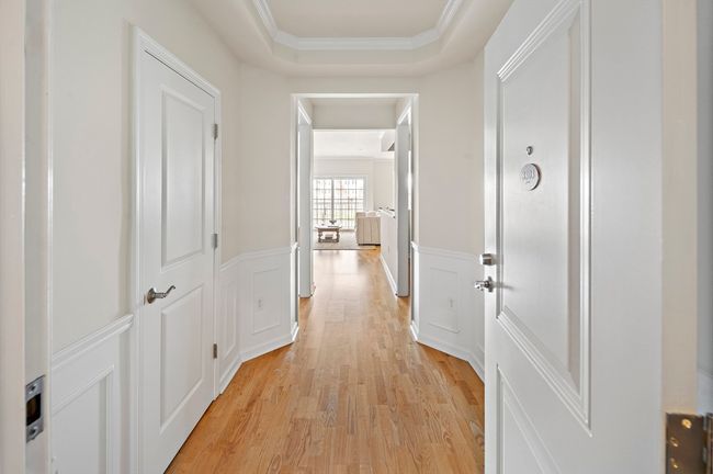 303 - 107 Clocktower Dr, Condo with 2 bedrooms, 2 bathrooms and null parking in Waltham MA | Image 8