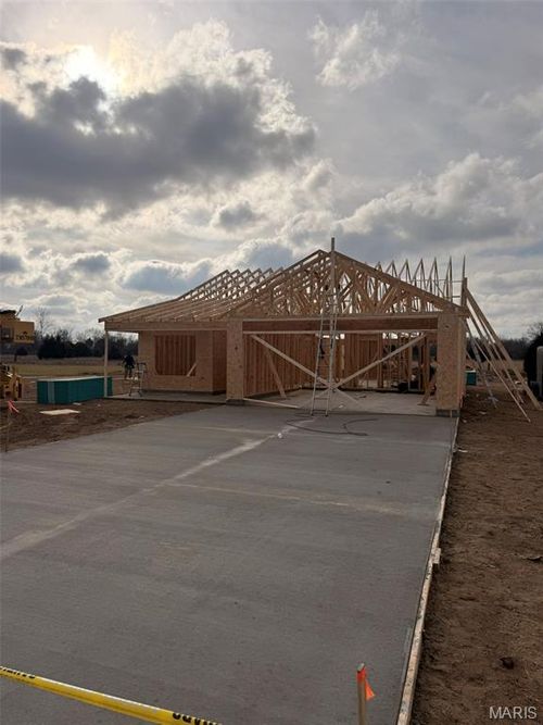 24 Perry, Benton, MO, 63736 | Card Image