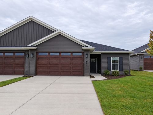 437 N 2nd St, Eldridge, IA, 52748 | Card Image