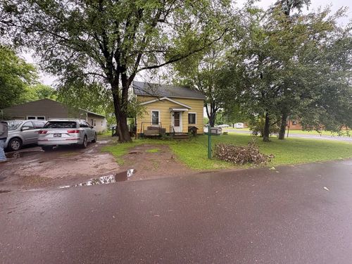 1002 Cora Ave, Rice Lake, WI, 54868-2652 | Card Image