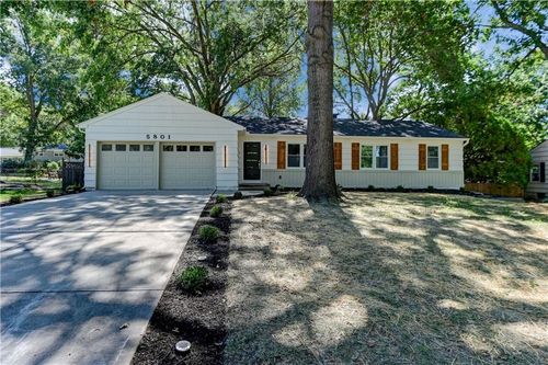 5801 W 99th St, Overland Park, KS, 66207-2861 | Card Image