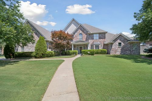 6904 Galveston St, Broken Arrow, OK, 74014-6972 | Card Image