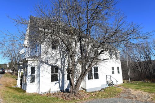 295 Main Rd, Brownville, ME, 04414-3103 | Card Image