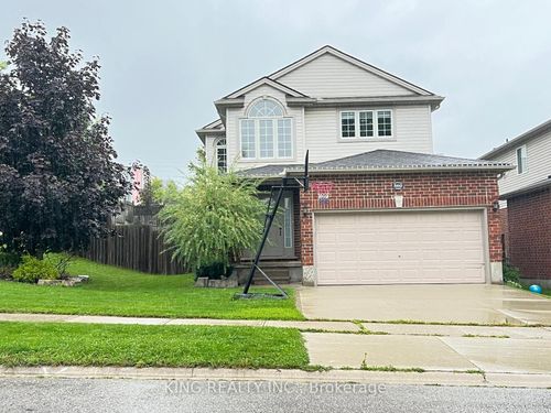 560 Garibaldi Ave, London, ON, N5X4K2 | Card Image