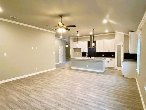 3204 Ross Ave, Fort Worth, TX, 76106-5714 | Card Image