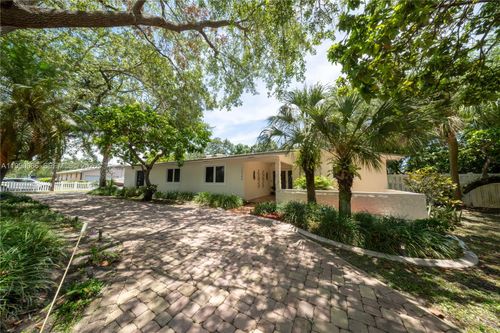 16445 Sw 80th Ave, Palmetto Bay, FL, 33157-3773 | Card Image