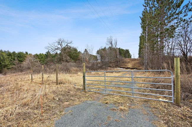 Gated entry | Image 4