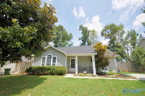 252 Mountain Creek Dr, Madison, AL, 35757-6835 | Card Image