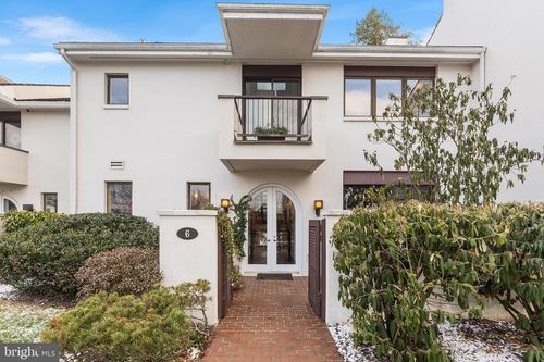 6 Avignon, DEVON, PA, 19333-1061 | Card Image