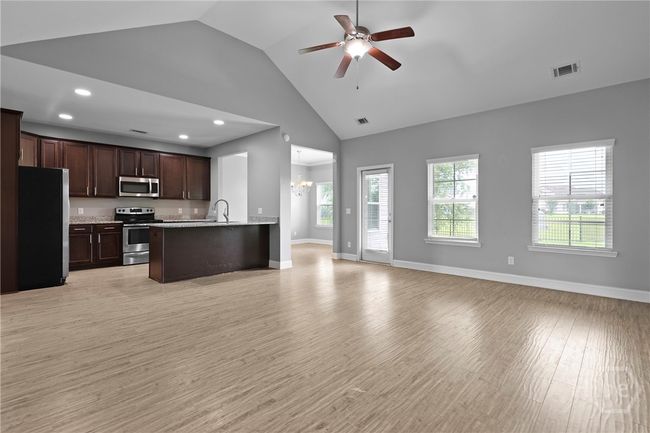 7 Sail Maker Ln, House other with 4 bedrooms, 2 bathrooms and null parking in Richmond Hill GA | Image 6