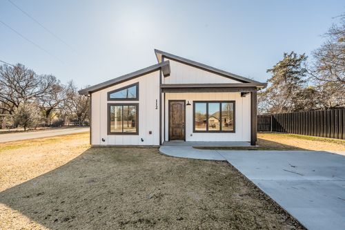 112 Stevens St, Bridgeport, TX, 76426-2202 | Card Image