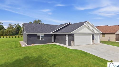 1554 Gray Fox Dr Ne, Owatonna, MN, 55060-3975 | Card Image