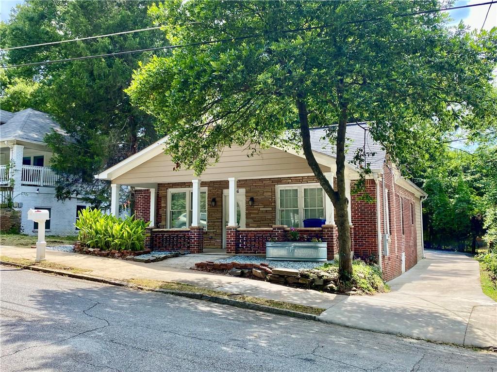 Barnes St, Atlanta, GA 30318