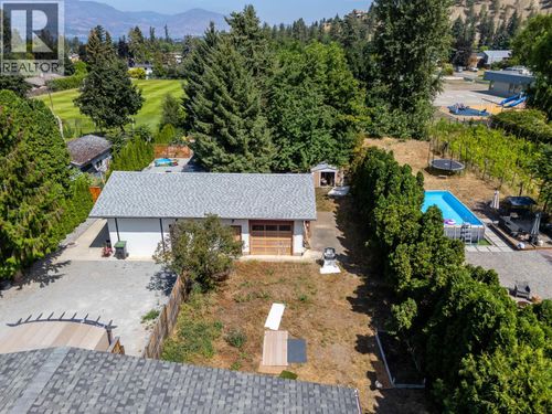 744 Mcclure Rd, Kelowna, BC, V1W1M3 | Card Image