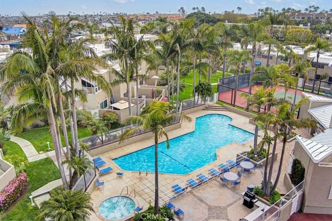 3366 Tempe Dr, House other with 2 bedrooms, 3 bathrooms and 2 parking in Huntington Beach CA | Image 52