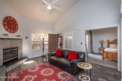 e-237 Creekside Cir, Prescott, AZ, 86303-5531 | Card Image
