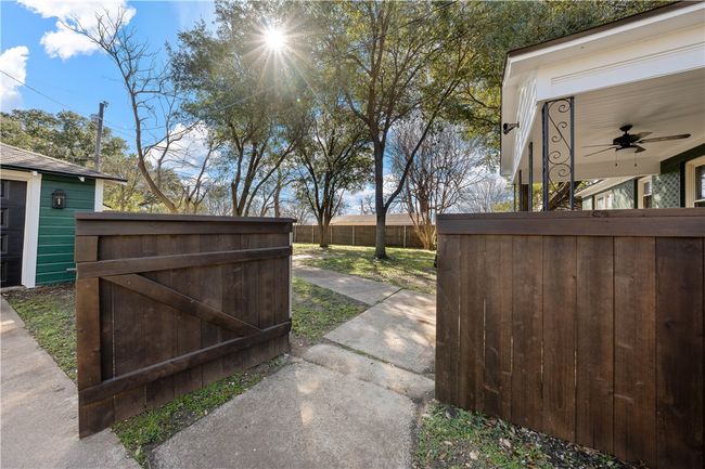 3306 Cumberland Ave, House other with 2 bedrooms, 2 bathrooms and 4 parking in Waco TX | Image 79