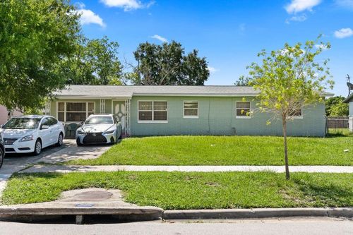 1211 Poppy Ave, ORLANDO, FL, 32811-3946 | Card Image