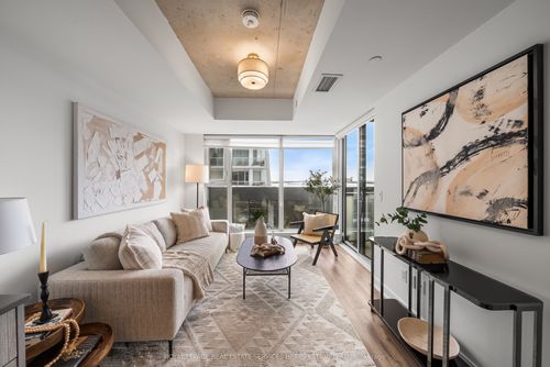 719-30 Baseball Pl, Toronto, ON, M4M0E8 | Card Image