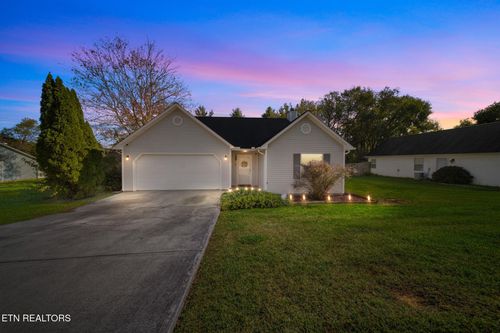 7608 Berrycoat Dr, Corryton, TN, 37721-2927 | Card Image