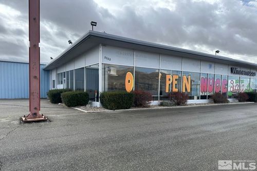 5050 E Winnemucca Blvd, Winnemucca, NV, 89445-2921 | Card Image
