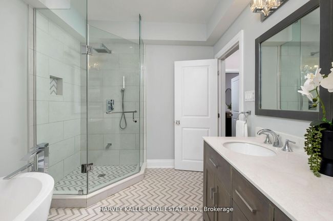 65 Tiverton Ave, House other with 3 bedrooms, 2 bathrooms and 2 parking in Toronto ON | Image 23