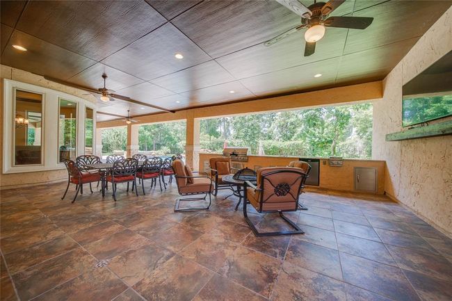 27603 Little Fox Crst, House other with 6 bedrooms, 8 bathrooms and 5 parking in Spring TX | Image 13