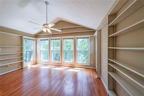 2214 Lake Pointe Cir, Roswell, GA, 30075-4768 | Card Image
