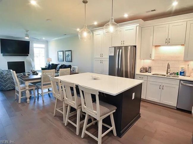 812 Turnberry Arch, House attached with 3 bedrooms, 3 bathrooms and null parking in Cape Charles VA | Image 5