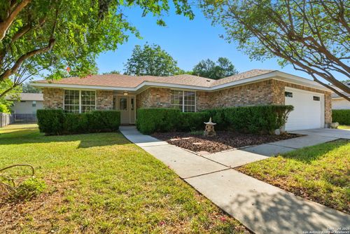 1280 Fox Glen Rd, New Braunfels, TX, 78130-3020 | Card Image