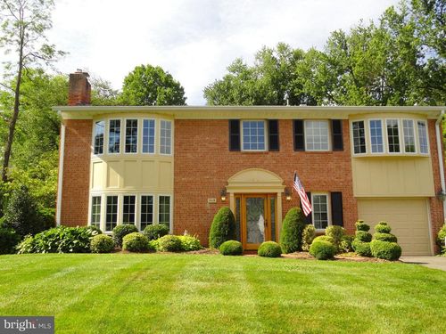7115 Warbler Ln, MCLEAN, VA, 22101-2037 | Card Image