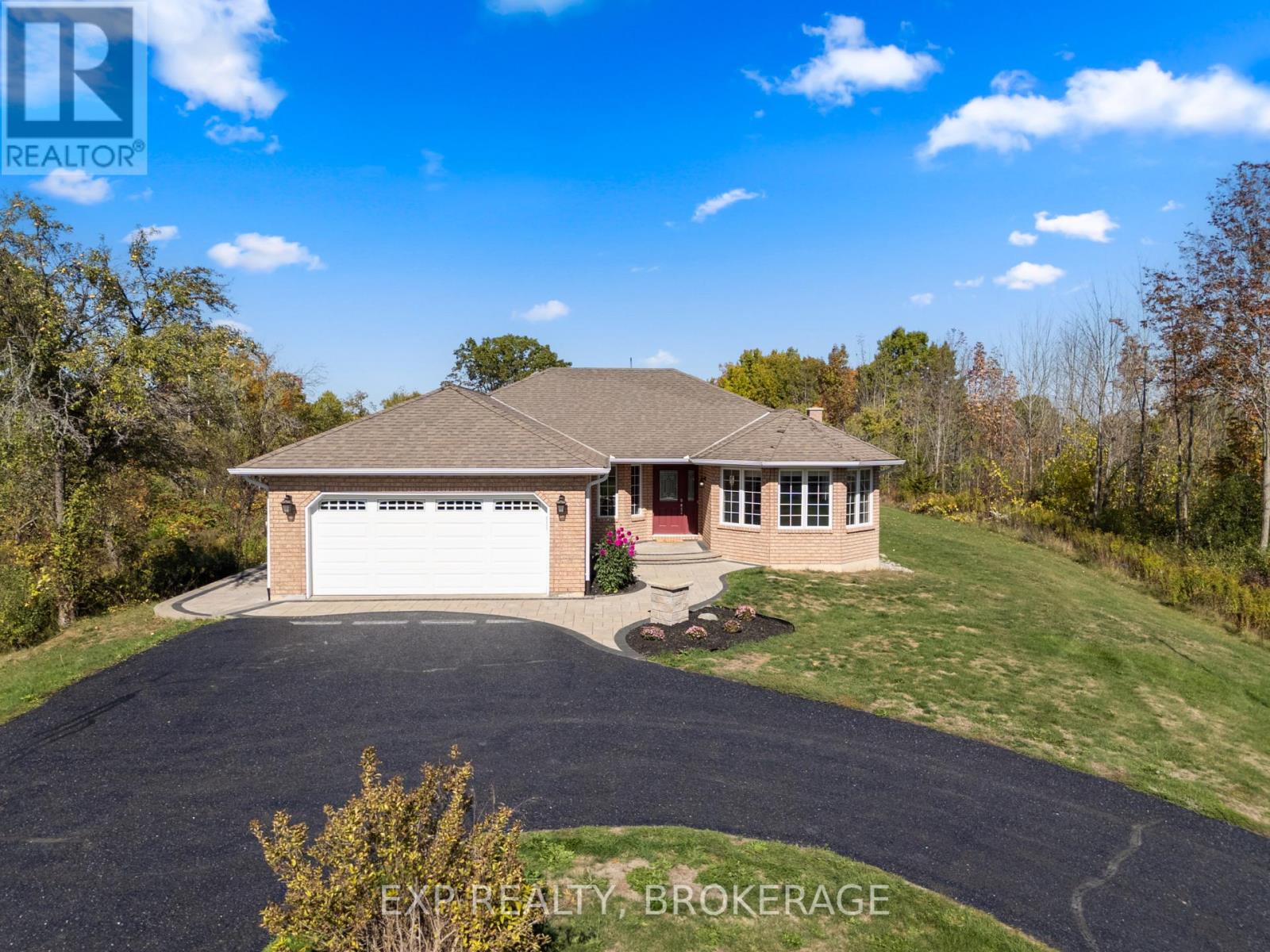 Residential in Quinte West (Murray Ward) 4