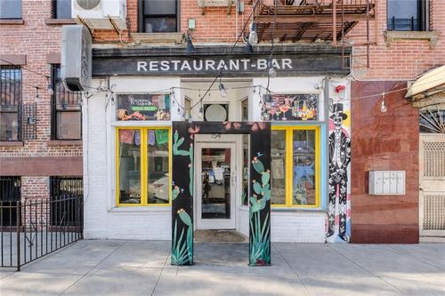 154 Carlton Avenue, Brooklyn, NY, 11205 | Card Image