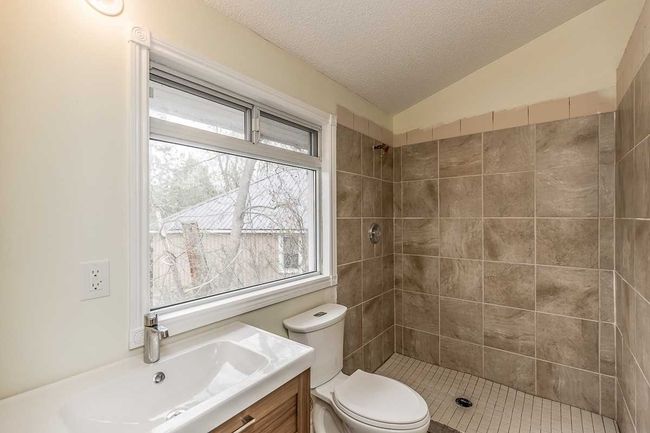 268 River Rd E, House other with 3 bedrooms, 2 bathrooms and 9 parking in Wasaga Beach ON | Image 24