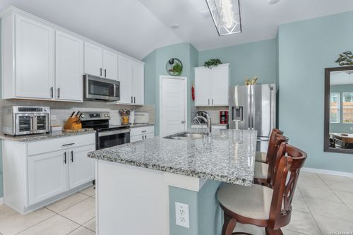 1144 Amber Lk, Seguin, TX, 78155 | Card Image