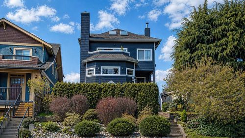 2158 W 3rd Ave, Vancouver, BC, V6K1L1 | Card Image