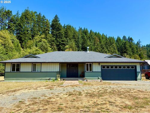 94345 Orchard Ln, Gold Beach, OR, 97444-9620 | Card Image