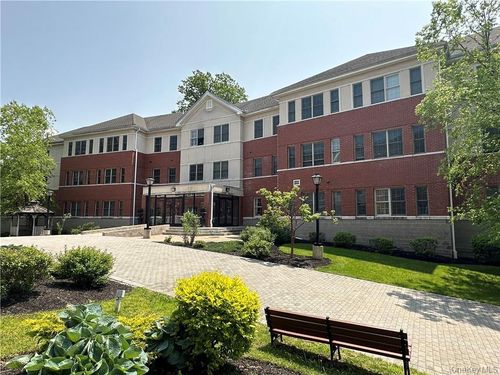 111-77 Quaker Ave, Cornwall, NY, 12518-2032 | Card Image