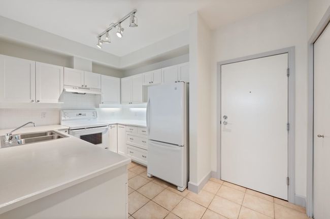 108 - 6198 Ash Street, Condo with 2 bedrooms, 2 bathrooms and 1 parking in Vancouver BC | Image 7