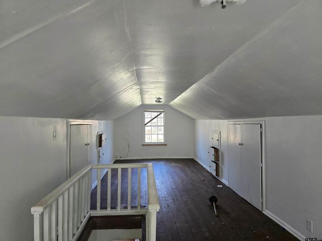 128 Hickory St, House other with 4 bedrooms, 3 bathrooms and null parking in Pittsburg TX | Image 11