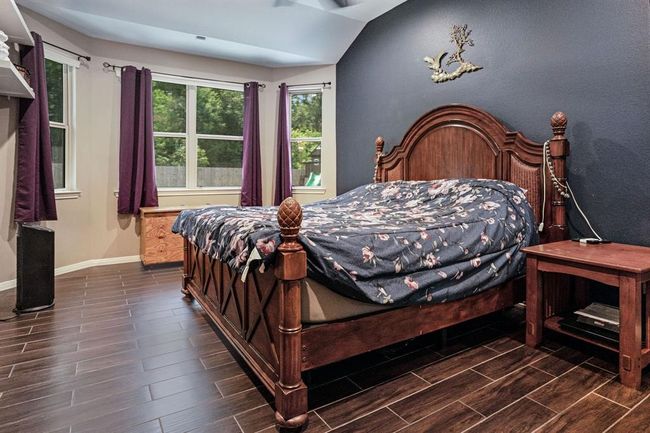 18819 Deer Trace Dr, House other with 3 bedrooms, 2 bathrooms and 2 parking in Crosby TX | Image 14