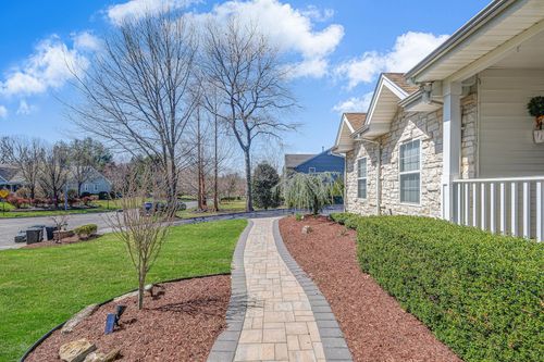 3 Daremy Ln, East Setauket, NY, 11733-1033 | Card Image