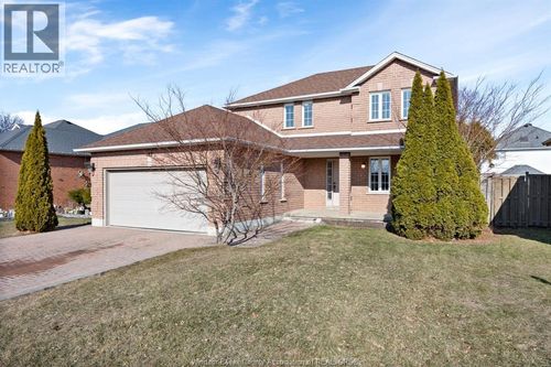 182 Eveleigh, Windsor, ON, N9E4M3 | Card Image